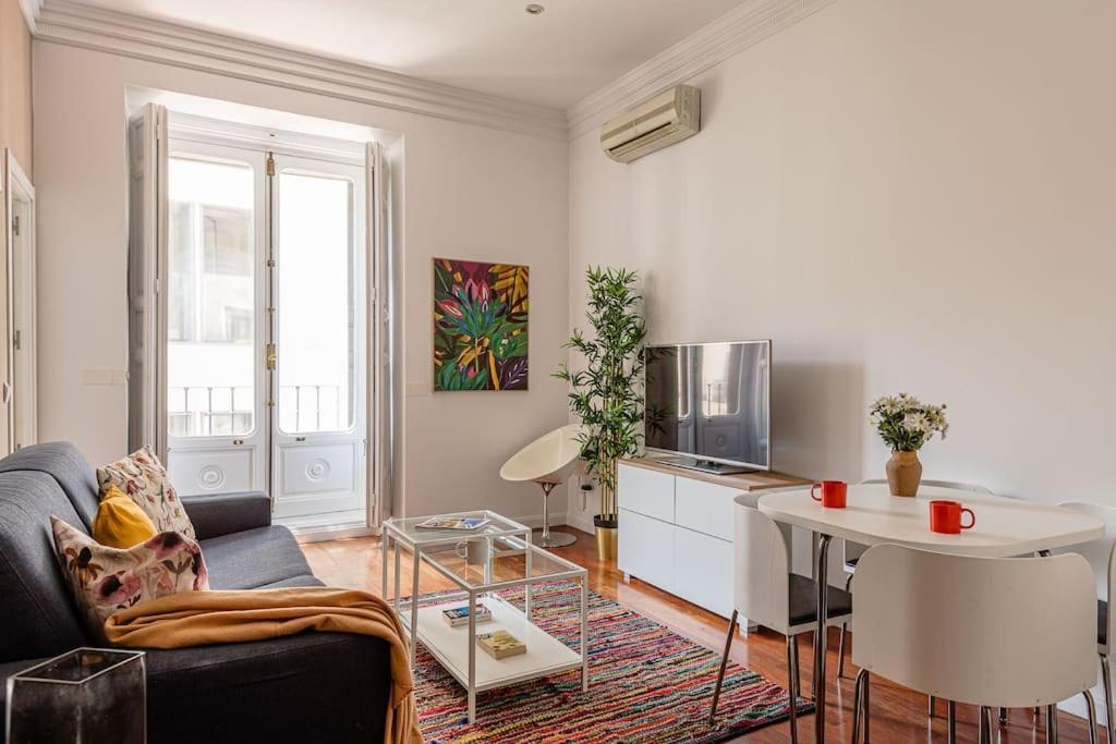 Bright Apartment In Gran Via With Balconies Inf2Iz3 Madrid Ngoại thất bức ảnh